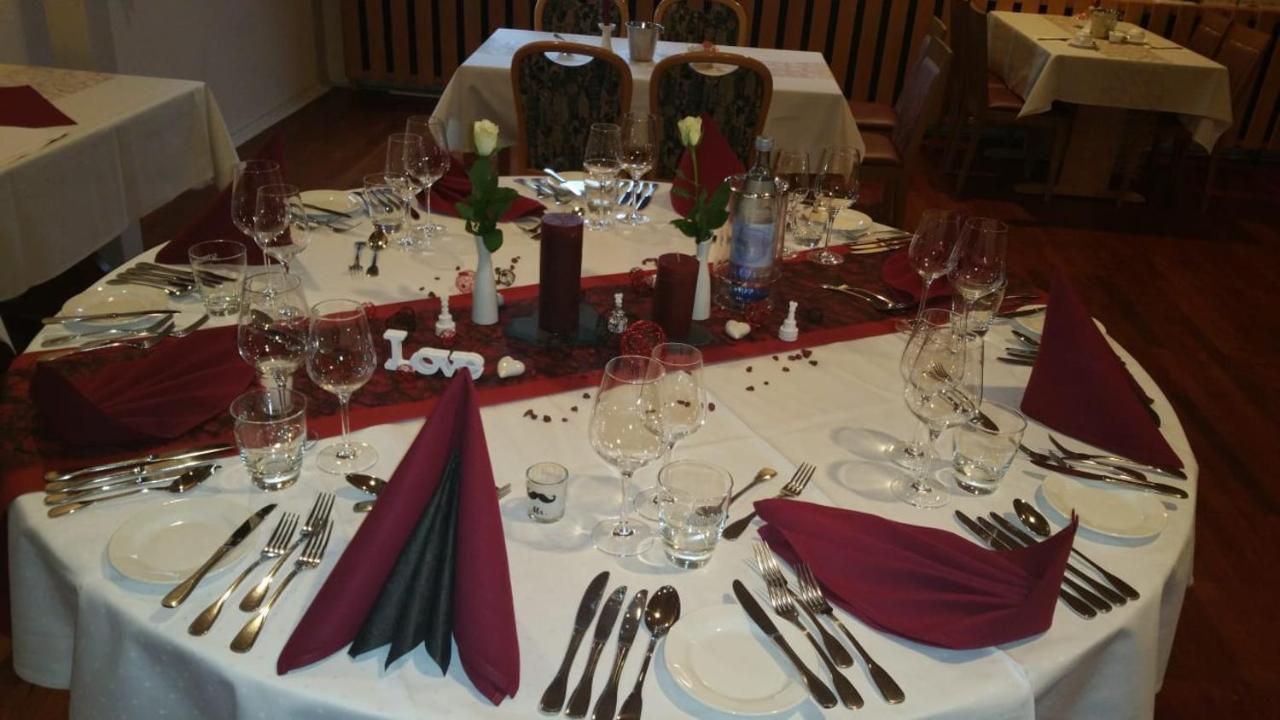 Hosser'S Hotel Restaurant Idar-Oberstein Esterno foto